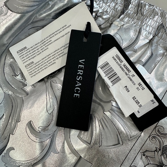 Versace Baroque Silver Silk Shorts - Picture 9 of 11